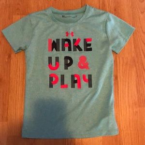 Girls Under Armour heat gear shirt